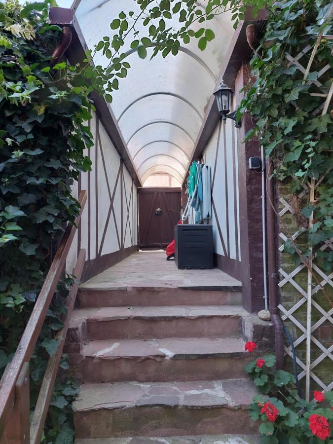 COMME UNE MAISON, duplex terrasse hypercentre de Trouville Extérieur photo